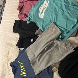 Nike XS Bundle